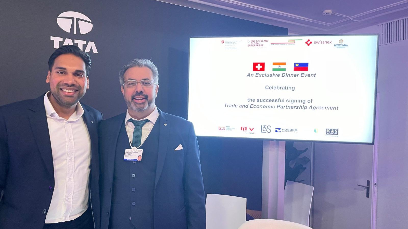 Sanoj Pullely with Niklaus-Samuel Gugger at the TEPA signing celebration, Swiss-Indian Chamber of Commerce dinner event